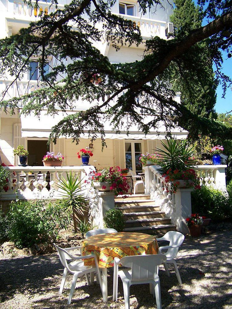 Hotel Le Thimothee : & Saint-Raphaël
